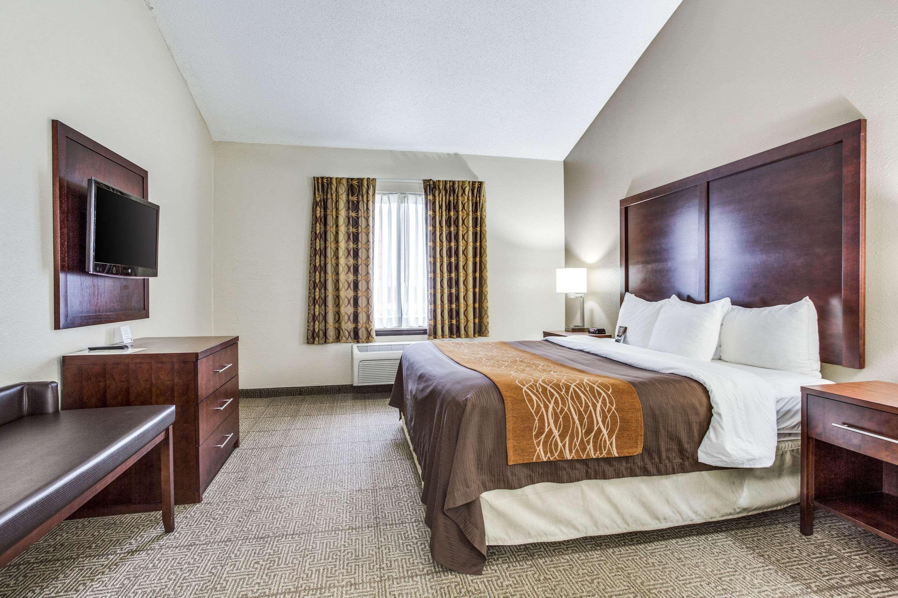 Comfort Inn & Suites Love Field-Dallas Market Center Exterior foto
