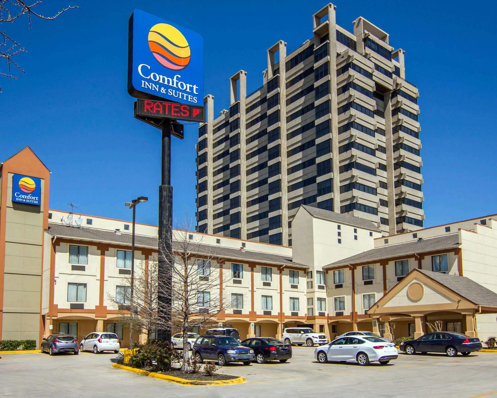 Comfort Inn & Suites Love Field-Dallas Market Center Exterior foto